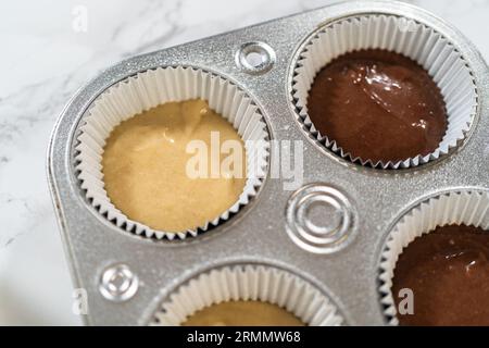 Extravagante Cupcakes für die Geburtstagsfeier Stockfoto