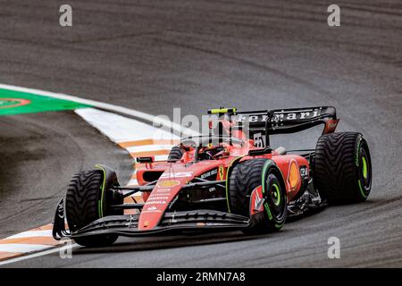 Carlos Sainz 55 (SPA), Scuderia Ferrari SF-23 während des FORMEL 1 HEINEKEN DUTCH GRAND PRIX 2023 auf dem CM.com Circuit Zandvoort, Zandvoort, Niederlande am 27. August 2023 Stockfoto