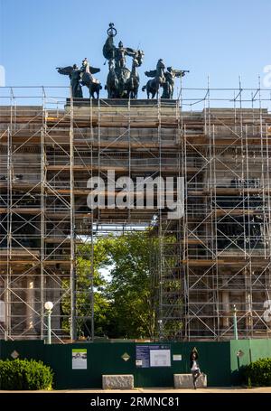 Grand Army Plaza Arch mit Gerüsten für eine Restaurierung in Brooklyn NYC Stockfoto