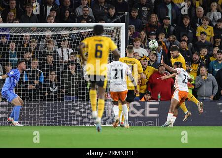 Wolverhampton, Großbritannien. 29. August 2023. Matt Doherty #2 der Wolverhampton Wanderers erzielt 3-0 beim Carabao Cup Match Wolverhampton Wanderers vs Blackpool in Molineux, Wolverhampton, Großbritannien, 29. August 2023 (Foto: Mark Cosgrove/News Images) in Wolverhampton, Großbritannien am 29. August 2023. (Foto: Mark Cosgrove/News Images/SIPA USA) Credit: SIPA USA/Alamy Live News Stockfoto