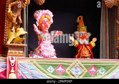 Punch & Judy Puppenshow in den Heights of Abraham in Matlock, Derbyshire, Großbritannien Stockfoto