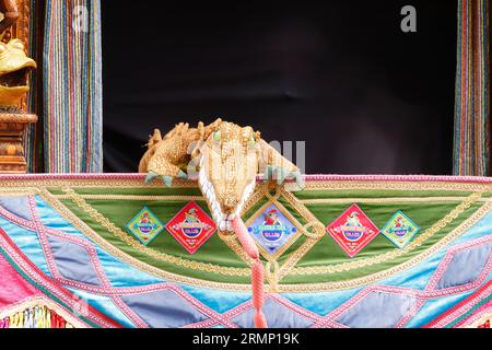 Punch & Judy Puppenshow in den Heights of Abraham in Matlock, Derbyshire, Großbritannien Stockfoto