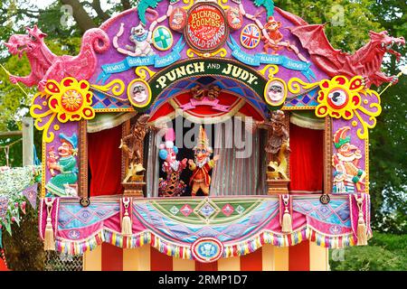 Punch & Judy Puppenshow in den Heights of Abraham in Matlock, Derbyshire, Großbritannien Stockfoto