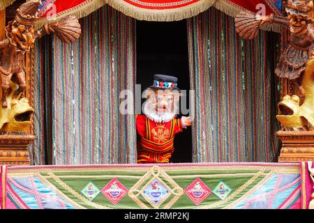 Punch & Judy Puppenshow in den Heights of Abraham in Matlock, Derbyshire, Großbritannien Stockfoto