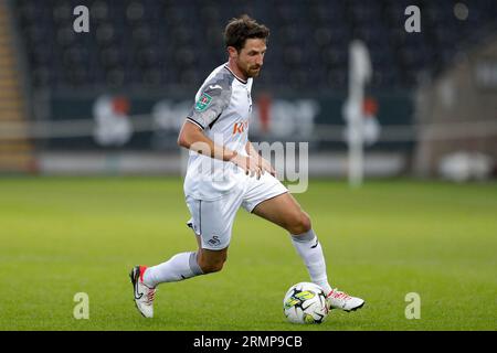 Swansea, Großbritannien. 29. August 2023. Joe Allen vom Swansea City Carabao Cup, Spiel der 2. Runde, Swansea City gegen AFC Bournemouth im Stadion Swansea.com in Swansea, Wales am Dienstag, den 29. August 2023. Dieses Bild darf nur zu redaktionellen Zwecken verwendet werden. Nur redaktionelle Verwendung, Bild von Andrew Orchard Sports Photography/Alamy Live News Stockfoto