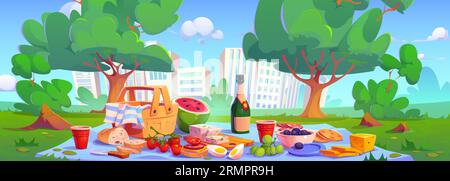 Picknick im Stadtpark – Speisen und Getränke auf einer Decke in einem grünen Garten mit Skyline aus mehrstöckigen Gebäuden. Korb aus Comic-Korb, Obst und Gemüse, Sandwiches und eine Flasche Wein auf Teppich. Stock Vektor