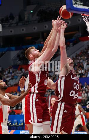 Jakarta, Jakarta, Indonesien. 29. August 2023. JAKARTA, INDONESIEN Ã¢â‚¬' AUGUST 29: Die Spieler von LatviaÃ¢â‚¬â„¢treffen auf das Spiel Kanada gegen Lettland während der FIBA Basketball-Weltmeisterschaft 2023 in Jakarta, Indonesien, am 29 2023. August. Die FIBA Basketball-Weltmeisterschaft 2023 findet vom 25. August bis zum 10. September 2023 in Jakarta (Indonesien), Manila, Philipines Dan Okinawa Ã¢â‚¬' Japan (Credit Image: © Sijori Images via ZUMA Press Wire) statt. NUR REDAKTIONELLE NUTZUNG! Nicht für kommerzielle ZWECKE! Stockfoto