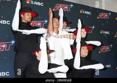 Pasadena, USA. 29. August 2023. LOS ANGELES - AUG 29: Murmuration at the America's Got Talent Season 18 Live Show Red Carpet at the Hotel Dena am 29. August 2023 in Pasadena, CA (Foto: Katrina Jordan/SIPA USA) Credit: SIPA USA/Alamy Live News Stockfoto