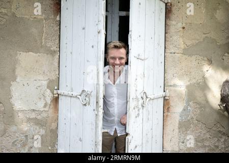 Angouleme, Frankreich. 26. August 2023. Jean-Philippe Janssens nimmt am 26. August 2023 am 16. Französischsprachigen Filmfestival in Angouleme Teil. Foto: David Niviere/ABACAPRESS.COM Abaca Press/Alamy Live News Stockfoto