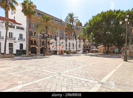 Nonnen Platz in Huelva. Die Plaza de las Monjas ist ein offener Raum im historischen Zentrum der Stadt Huelva, Andalusien, Spanien Stockfoto