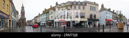 Marygate, Berwick upon Tweed, England - Stadthalle im Hintergrund Stockfoto