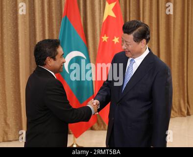 (140816) -- NANJING, 16. August 2014 -- der chinesische Präsident Xi Jinping (R) trifft sich mit dem Präsidenten der Malediven Abdulla Yameen in Nanjing, der Hauptstadt der ostchinesischen Provinz Jiangsu, am 16. August 2014. ) (lmm) YOG-CHINA-XI JINPING-MALDIVES-ABDULLA YAMEEN-MEETING (CN) PangxXinglei PUBLICATIONxNOTxINxCHN Nanjing 16. August 2014 der chinesische Präsident Xi Jinping r trifft mit dem Präsidenten der Malediven Abdulla in Nanjing, Hauptstadt von Ostchina, Provinz Jiangsu, 16. August 2014 lmm YOG, China, XICHINxCHINXINNICNNCHIXNNNNNNCHIXCN Stockfoto