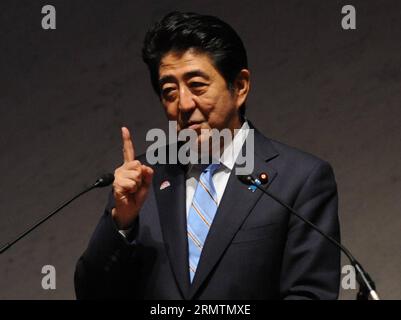 (140912) -- TOKIO, 12. September 2014 -- der japanische Premierminister Shizo Abe hält eine Rede während des Eröffnungsforums der Weltversammlung für Frauen in Tokio oder WAW! Tokio, in Tokio, 12. September 2014. OH, NEIN! Tokio 2014 wird am Samstag auch einen Rundtischgespräch unter den Teilnehmern führen. ) JAPAN-TOKIO-WELTVERSAMMLUNG FÜR FRAUEN Stringer PUBLICATIONxNOTxINxCHN Tokio 12. September 2014 die japanischen Ministerpräsidenten Shizo ABE halten eine Rede während des Eröffnungsforums der Weltversammlung für Frauen in Tokio oder WAW Tokio in Tokio 12. September 2014 die WAW Tokio 2014 wird somit eine Rundtischdiskussion unter DEN Teilnehmern ZU veranstalten Stockfoto