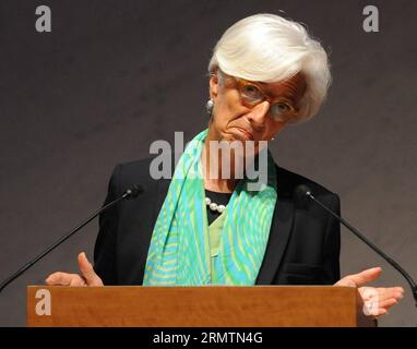 (140912) -- TOKIO, 12. September 2014 -- die Geschäftsführerin des Internationalen Währungsfonds (IWF) Christine Lagarde spricht während des Eröffnungsforums der Weltversammlung für Frauen in Tokio oder WAW! Tokio, in Tokio, Japan, am 12. September 2014. OH, NEIN! Tokio 2014 wird am Samstag auch einen Rundtischgespräch mit Teilnehmern aus Japan und Übersee führen. ) JAPAN-TOKIO-WELTVERSAMMLUNG FÜR FRAUEN Stringer PUBLICATIONxNOTxINxCHN Tokio 12. September 2014 Geschäftsführerin des Internationalen Währungsfonds IWF Christine Lagarde spricht während des Eröffnungsforums der Weltversammlung für Frauen in Tokio oder WAW T Stockfoto