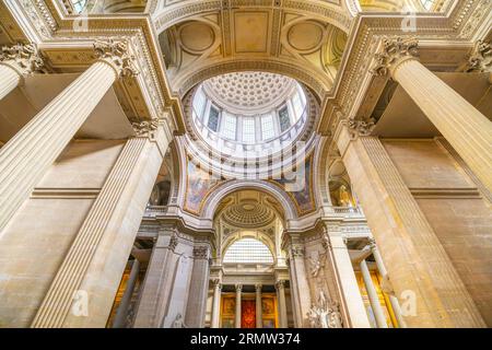 Dekorative und bemalte Decke des Pantheon in Paris, Frankreich Stockfoto