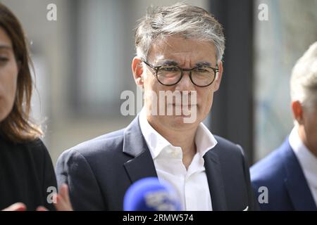 Saint Denis, Frankreich. 30. August 2023. Der erste Sekretär der rench Socialist (PS) Partei und Abgeordnete Olivier Faure, das Treffen von Saint-Denis mit dem französischen Präsidenten und Parteivorsitzenden mit einer Fraktion im Parlament und Präsidenten der Verfassungsversammlungen, Saint-Denis, Frankreich am 30. August 2023. Foto: Eliot Blondet/ABACAPRESS.COM Abaca Press/Alamy Live News Stockfoto