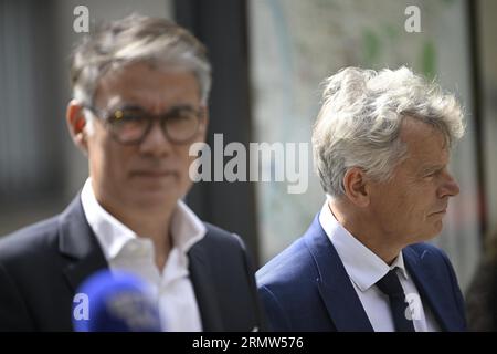 Saint Denis, Frankreich. 30. August 2023. Fabien Roussel, Staatssekretär der Kommunistischen Partei Frankreichs (PCF), nimmt am 30. August 2023 an der „Rencontres de Saint-Denis“-Sitzung im Maison d’Education der Ehrenlegion in Saint-Denis am Stadtrand von Paris Teil. Der französische Präsident Emmanuel Macron, der seit den Parlamentswahlen im letzten Jahr keine absolute Mehrheit im Unterhaus der Nationalversammlung mehr hat, trifft sich mit den Führern aller politischen Parteien Frankreichs, um die Blockade des hängenden französischen parlaments zu überwinden. Foto: Eliot Blondet/ABACAPRESS.COM Abaca Press/Alamy Live News Stockfoto