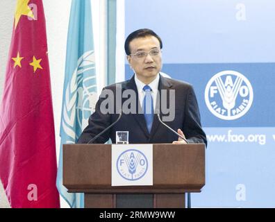 (141015) -- ROM, 15. Oktober 2014 -- der chinesische Premierminister Li Keqiang hält eine Rede am Hauptsitz der Ernährungs- und Landwirtschaftsorganisation der Vereinten Nationen (FAO) in Rom, Italien, 15. Oktober 2014. ) (Wjq) ITALIEN-ROM-FAO-CHINESISCHE PREMIER-REDE WangxYe PUBLICATIONxNOTxINxCHN Rom OKT 15 2014 Chinesischer Ministerpräsident Keqiang hält eine Rede AM Sitz der Ernährungs- und Landwirtschaftsorganisation der Vereinten Nationen FAO in Rom Italien OKT 15 2014 Italien Rom FAO Chinesischer Ministerpräsident WangXYe PUBLICATIONxNOTxCHINxCHN Stockfoto