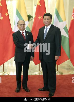 (141108) -- PEKING, 8. November 2014 -- der chinesische Präsident Xi Jinping (R) trifft sich mit dem Präsidenten Myanmars, U Thein sein, in der Großen Halle des Volkes in Peking, der Hauptstadt Chinas, am 8. November 2014. ) (Wjq) CHINA-BEIJING-XI JINPING-MYANMAR-U THEIN-MEETING (CN) PangxXinglei PUBLICATIONxNOTxINxCHN Peking 8. November 2014 DER chinesische Präsident Xi Jinping r trifft sich mit dem Präsidenten von Myanmar U Thein in der Großen Halle der Prominenten in Peking, Hauptstadt Chinas, 8. November 2014 China Peking, Xi Jinping, U Thein Treffen mit CN Pangxlei PUBLICATIONxNOTxINxCHN Stockfoto