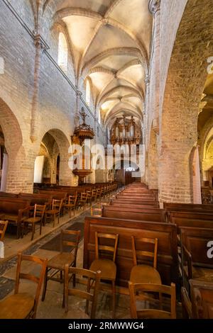Innere der Kirche Saint-Just in Arbois, Departement Jura, Franche-Comte, Frankreich Stockfoto