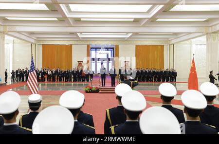 (141112) -- PEKING, 12. November 2014 -- der chinesische Präsident Xi Jinping (R Center) hält eine Begrüßungszeremonie für US-Präsidenten Barack Obama (L Center) in der Großen Halle des Volkes in Peking, Hauptstadt von China, am 12. November 2014 ab. ) (lfj) CHINA-PEKING-XI JINPING-OBAMA-BEGRÜSSUNGSZEREMONIE (CN) MaxZhancheng PUBLICATIONxNOTxINxCHN Peking 12. November 2014 der chinesische Präsident Xi Jinping r Center hält eine Begrüßungszeremonie für US-Präsident Barack Obama l Center in der Großen Halle der Berühmtheiten in Peking Hauptstadt Chinas ab 12. November 2014 China Peking Xi Jinping Obama willkommen Zeremonie CN MaxZhancheng Stockfoto