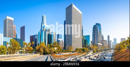 Die Skyline von Los angeles bei Sonnenuntergang Stockfoto