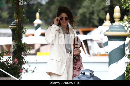 30. August 2023, Venedig, Venetien, Italien: Die französische Schauspielerin JUDITH CHEMLA kommt zum 80. Filmfestival in Venedig auf die Lido (BILDAUSSCHNITT: © Mickael Chavet/ZUMA Press Wire) NUR REDAKTIONELL! Nicht für kommerzielle ZWECKE! Stockfoto