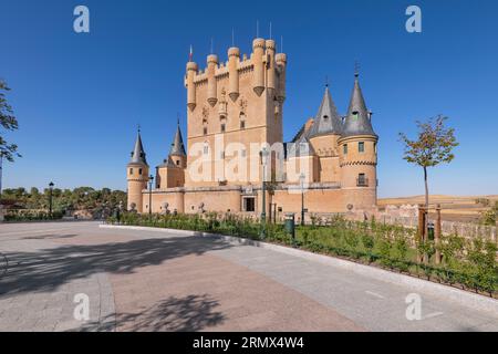 Spanien, Kastilien und Leon, Segovia, Alcazar von Segovia aus dem 12. Jahrhundert mit dem Turm von Johannes 2. Von Kastilien aus dem 15. Jahrhundert als Hauptmerkmal, Blick von Stockfoto