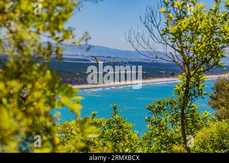 Blick vom Mount Mainganui auf Matakana Island auf der Nordinsel Neuseelands Stockfoto