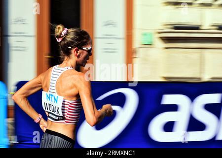 Der kanadische Läufer Wodak beim Marathon der Leichtathletik-Weltmeisterschaften. Stadtstraße in Budapest. August 26. Sport, Wettbewerb, aktiver Lebensstil. Stockfoto