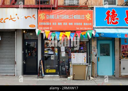 Chang Lai Fishballs Noodles 常来鱼蛋肠粉, 55 Bayard St, New York, New York, New York, New York, New York, Foto eines Restaurants mit gedämpftem Reis in Manhattan Chinatown. Stockfoto