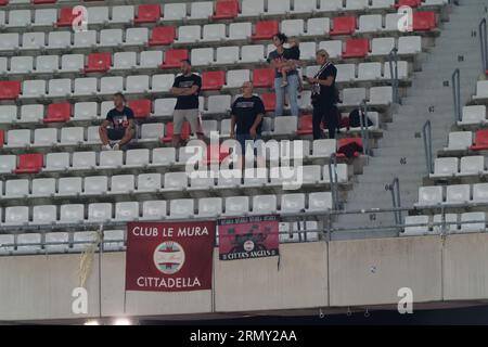 Bari, Italien. 30. August 2023. Fans von A.S. Cittadella 1973 während SSC Bari vs ALS Cittadella, italienisches Fußball-Spiel der Serie B in Bari, Italien, August 30 2023 Credit: Independent Photo Agency/Alamy Live News Stockfoto