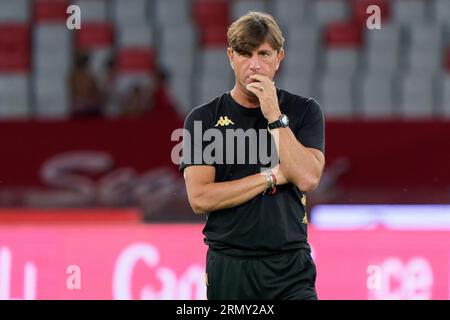 Bari, Italien. 30. August 2023. Trainer Michele Mignani (SSC Bari) während des SSC Bari vs ALS Cittadella, italienisches Fußballspiel der Serie B in Bari, Italien, August 30 2023 Credit: Independent Photo Agency/Alamy Live News Stockfoto