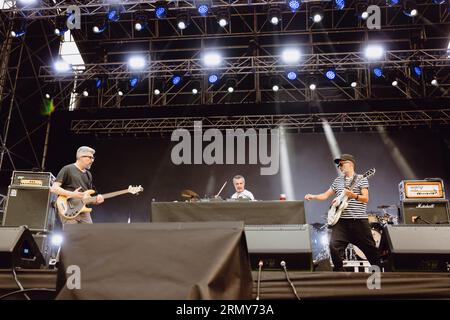 italienische Trio Motel Verbindung live auf der Bühne in Turin Stockfoto