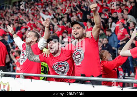 Eindhoven, Niederlande. 30. August 2023. EINDHOVEN, NIEDERLANDE - AUGUST 30: PSV-Fans feiern während des Play-Off-Spiels der UEFA Champions League in der zweiten Liga zwischen PSV und Rangers am 30. August 2023 im Philips Stadion in Eindhoven, Niederlande (Foto: Broer van den Boom/Orange Pictures) Credit: Orange Pics BV/Alamy Live News Stockfoto