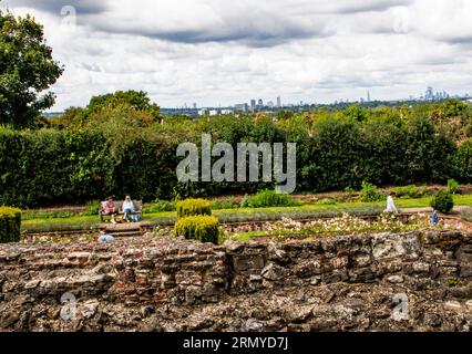 Ein panaramischer Blick auf die „City of London“ Landschaft, von den Gärten des Eltham Palace Stockfoto