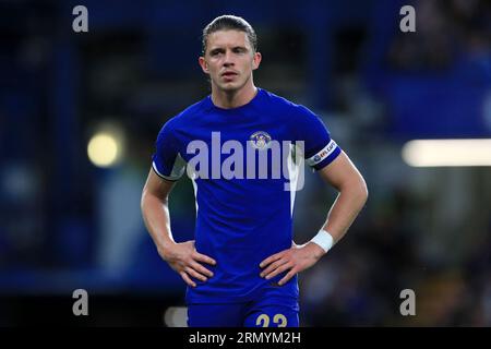 London, Großbritannien. 30. August 2023. Conor Gallagher aus Chelsea, der am 30. August 2023 beim EFL Carabao Cup in der zweiten Runde im Süden zwischen Chelsea und dem AFC Wimbledon in Stamford Bridge, London, England, zu sehen war. Foto: Carlton Myrie. Nur redaktionelle Verwendung, Lizenz für kommerzielle Nutzung erforderlich. Keine Verwendung bei Wetten, Spielen oder Veröffentlichungen eines einzelnen Vereins/einer Liga/eines einzelnen Spielers. Credit: UK Sports Pics Ltd/Alamy Live News Stockfoto