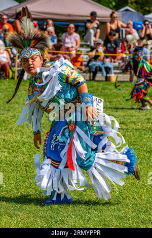 Pow Wow. Es ist eine der größten Zusammenkünfte der Ureinwohner Kanadas. POW Wow ist eine Feier der Musik, des Tanzes und der Tradition. Stockfoto