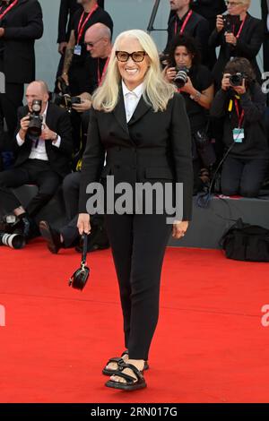 Venedig Lido, Italien. 30. August 2023. Jane Campion nimmt am Venedig Film Festival Teil, das den roten Teppich im Palazzo del Cinema Venice Lido eröffnet. Quelle: SOPA Images Limited/Alamy Live News Stockfoto