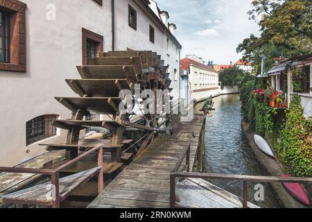 Tschechische Republik. Historische Wassermühle auf der Insel Kampa in Prag Stockfoto
