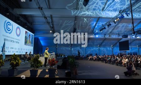 (141201) -- LIMA, 1. Dezember 2014 -- Vertreter nehmen an der Eröffnungssitzung der Plenartagung der 20. Konferenz der Vertragsparteien (COP 20) des Rahmenübereinkommens der Vereinten Nationen über Klimaänderungen (UNFCCC) in Lima, der Hauptstadt Perus, am 1. Dezember 2014 Teil. Die jährlichen UN-Klimaverhandlungen begannen am Montag in der peruanischen Hauptstadt Lima, in der Hoffnung, vor den wichtigen Gesprächen in Paris im Jahr 2015 ein neues internationales Klimaabkommen zu schließen. Die Gespräche in diesem Jahr dürften jedoch intensiv sein. ) PERU-LIMA-COP 20-KLIMAWANDEL-ÖFFNUNG XuxZijian PUBLICATIONxNOTxINxCHN Lima DEC 1 2014 represen Stockfoto