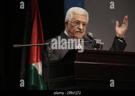POLITIK Mahmoud Abbas wird Nahost Resolution erneut der UN vorlegen RAMALLAH, 4. Januar 2015 -- der palästinensische Präsident Mahmoud Abbas spricht am 4. Januar 2015 zur Eröffnungszeremonie der Ausstellung Jerusalem in Memory in der Westjordstadt Ramallah. Abbas sagte, dass die Palästinenser ihre Bemühungen um die Maßnahmen des UN-Sicherheitsrats zur palästinensischen Staatlichkeit nicht stoppen werden. Fadi Arouri) MIDEAST-RAMALLAH-PRÄSIDENT ABBAS EmadxDrimly PUBLICATIONxNOTxINxCHN Politik Mahmoud Abbas wird die Nahost-Resolution erneut die UN Ramallah Jan 4 2015 PALÄSTINENSISCHER Präsident Mahmoud Abbas spricht über diese Stockfoto