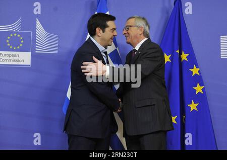 (150204) -- BRÜSSEL, 4. Februar 2015 -- der Präsident der Europäischen Kommission Jean-Claude (R) Juncker trifft sich am 4. Februar 2015 mit dem griechischen Premierminister Alexis Tsipras am EU-Hauptsitz in Brüssel, Belgien. ) BELGIEN-BRÜSSEL-EU-JUNCKER-GRIECHENLAND-TSIPRAS-TREFFEN YexPingfan PUBLICATIONxNOTxINxCHN 4. Februar 2015 Kommissionspräsident Jean Claude r Juncker trifft AM EU-Sitz in Belgien AM 4. Februar 2015 Belgien Brüssel EU Juncker Griechenland Tsipras Treffen PUBLICATIONxNOTxINxCHN Stockfoto