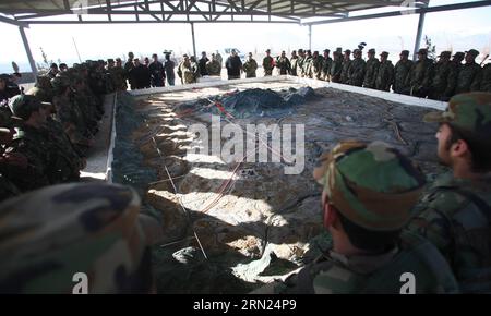 (150208) -- KABUL, 8. Februar 2015 -- afghanische Soldaten der Nationalarmee versammeln sich, bevor sie an einer Ausbildung in einem Armeeausbildungszentrum in Kabul, Afghanistan, 8. Februar 2015 teilnehmen. ) AFGHANISTAN-KABUL-NATIONALE ARMEE-AUSBILDUNG AhmadxMassoud PUBLICATIONxNOTxINxCHN KABUL 8. Februar 2015 Soldaten der afghanischen Nationalarmee versammeln sich, bevor sie an einem Training IM to Army Training Center in Kabul teilnehmen Afghanistan 8. Februar 2015 Afghanistan Kabul National Army Training PUBLICATIONxNOTxINxCHN Stockfoto