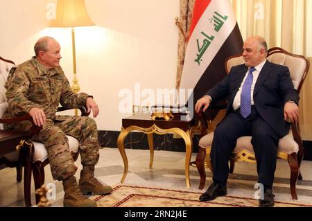 (150309) -- BAGDAD, 9. März 2015 () -- Foto veröffentlicht vom Büro des irakischen Premierministers zeigt das Treffen des irakischen Premierministers Haider al-Abadi (R) mit General Martin Dempsey, dem Vorsitzenden der US-Stabschefs, im Büro des irakischen Premierministers in Bagdad, Irak, am 9. März 2015. Am Montag traf der US-Militärpolizist in Bagdad ein, um über militärische Zusammenarbeit zu diskutieren, als irakische Streitkräfte die Stadt al-Alam in der Provinz Salahudin aus der militanten Gruppe des Islamischen Staates (IS) befreiten. () IRAK-BAGDAD-US-MILITÄRCHEF-BESUCH Xinhua PUBLICATIONxNOTxINxCHN Bagdad 9. März 2015 Foto veröffentlicht von Iraqi Stockfoto