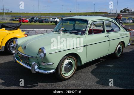 Volkswagen VW Type 3 Fastback Fast Back Green Vintage Retro auf Show Shine, Melbourne Victoria Australien Stockfoto