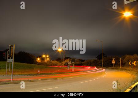 A1(M) Zufahrtsstraße bei Nacht Light Trails Hatfield/Hertfordshire Stockfoto