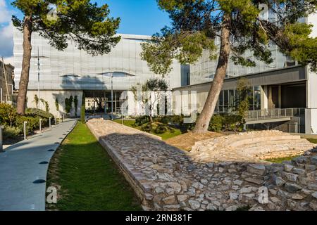 Frankreich, Gard, Nimes, Romanity Museum (Musée de la Romanite) von der Architektin Elizabeth de Portzamparc Stockfoto