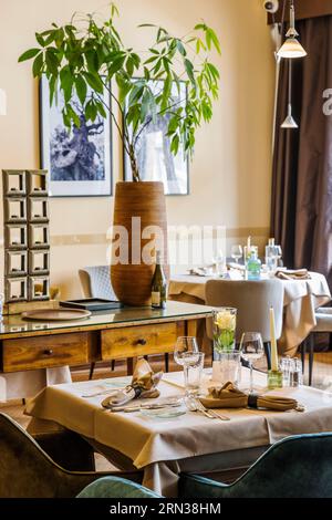 Frankreich, Moselle, Parc Regional des Vosges du nord (regionaler Naturpark der nördlichen Vogesen), Bitche, das Restaurant Le Strasbourg Stockfoto