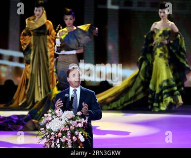 (150416) -- PEKING, 16. April 2015 -- Schauspieler Arnold Schwarzenegger spricht über die Eröffnungszeremonie des fünften Beijing International Film Festival (BJIFF) in Peking, Hauptstadt Chinas, 16. April 2015. Die BJIFF startete am Donnerstag und wird bis zum 23. April dauern. ) (mt) CHINA-BEIJING-FILM FESTIVAL-OPENING (CN) ChenxJianli PUBLICATIONxNOTxINxCHN Peking 16. April 2015 Schauspieler Arnold Schwarzenegger spricht die Eröffnungszeremonie des Fünften Internationalen Filmfestivals in Peking Hauptstadt Chinas 16. April 2015 der Start Donnerstag und wird bis 23. April laden Mt China Beijing Film Festi Stockfoto